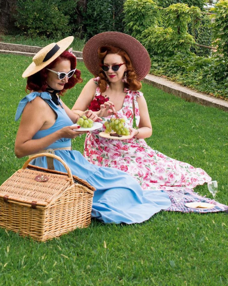 belle poque Fans Look of Floral Printed Tiered Midi Dress Sleeveless V-Neck Defined Waist A-Line Dress