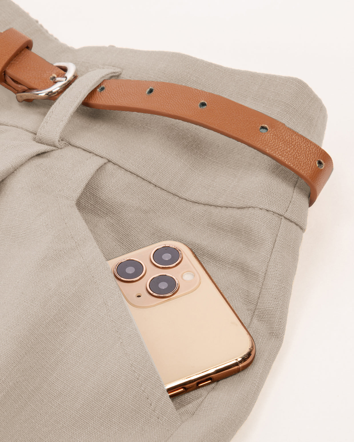 belle poque Elastic Waist Fold-up Leg Opening Cotton Shorts with Belt