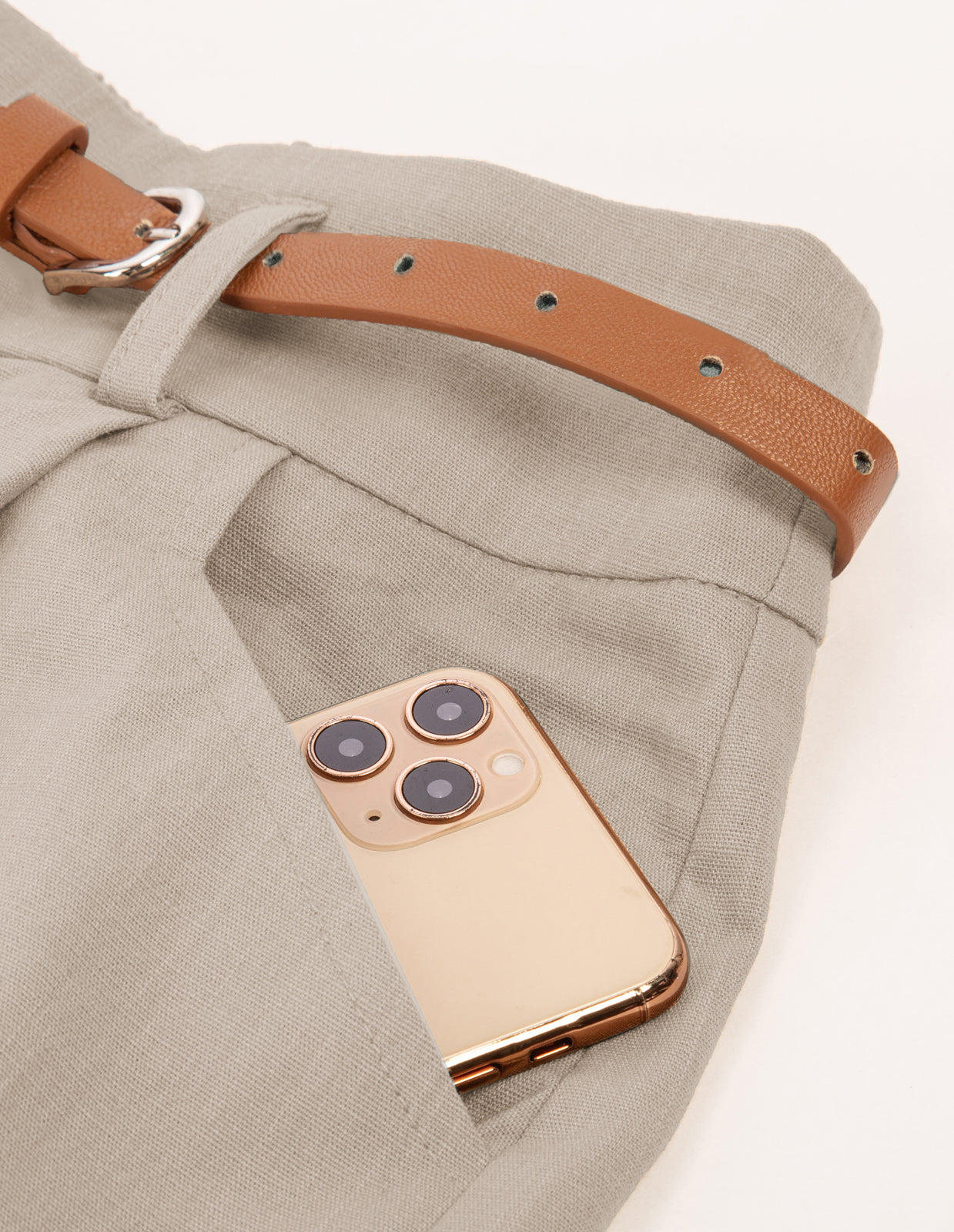 belle poque Elastic Waist Fold-up Leg Opening Cotton Shorts with Belt