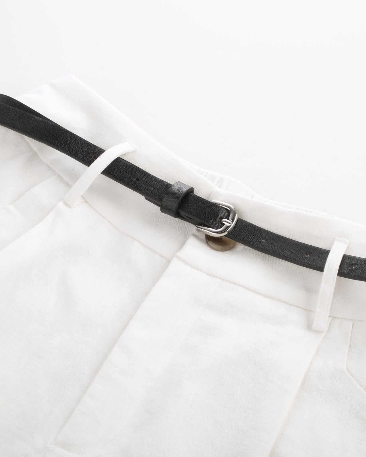 belle poque Elastic Waist Fold-up Leg Opening Cotton Shorts with Belt