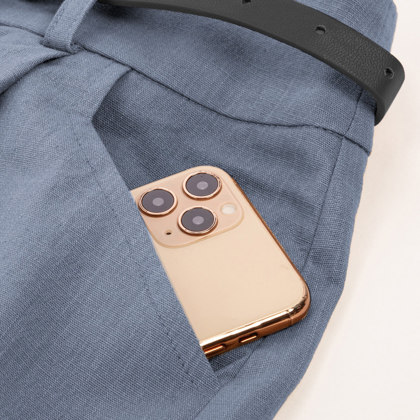 belle poque Elastic Waist Fold-up Leg Opening Cotton Shorts with Belt