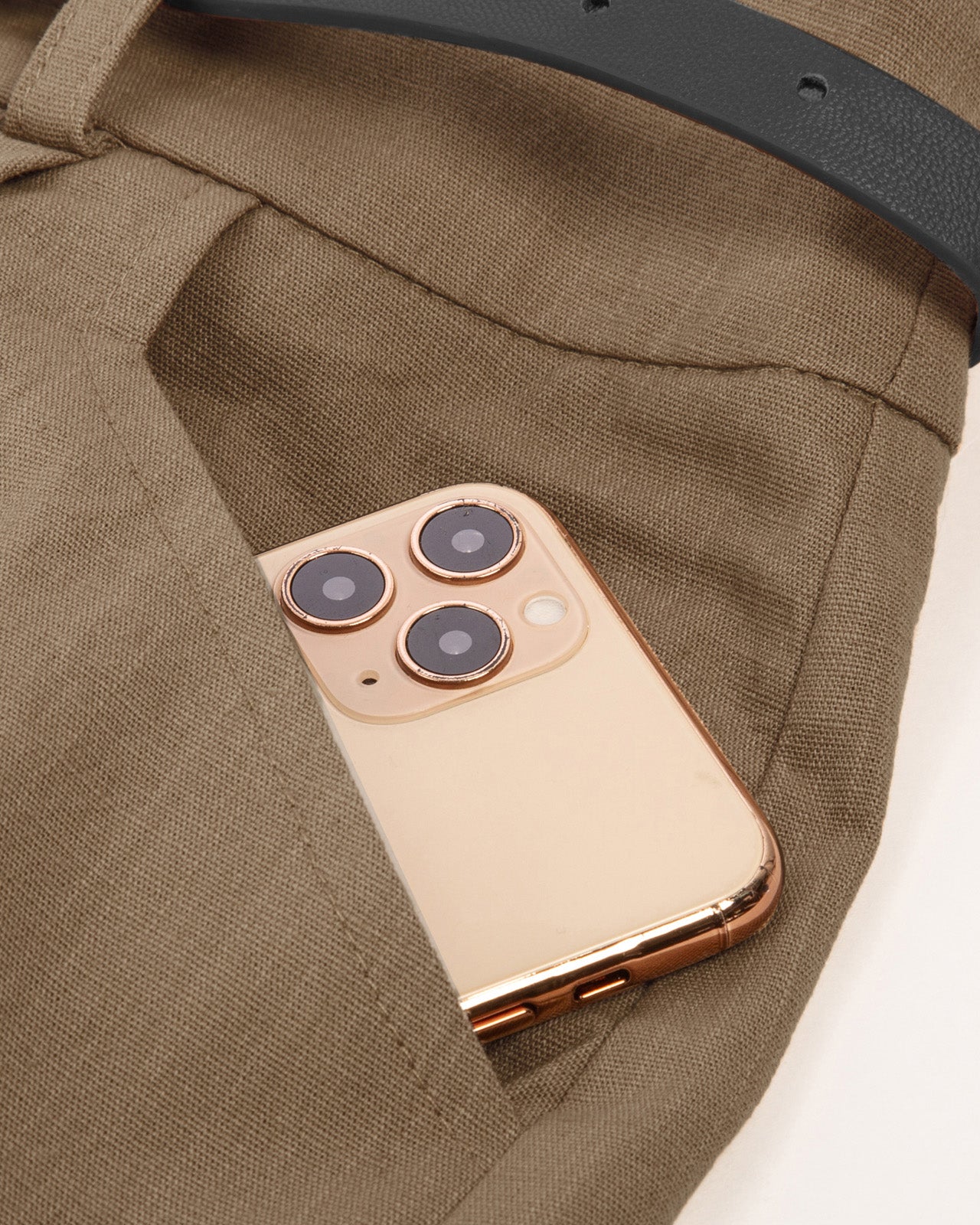 belle poque Elastic Waist Fold-up Leg Opening Cotton Shorts with Belt