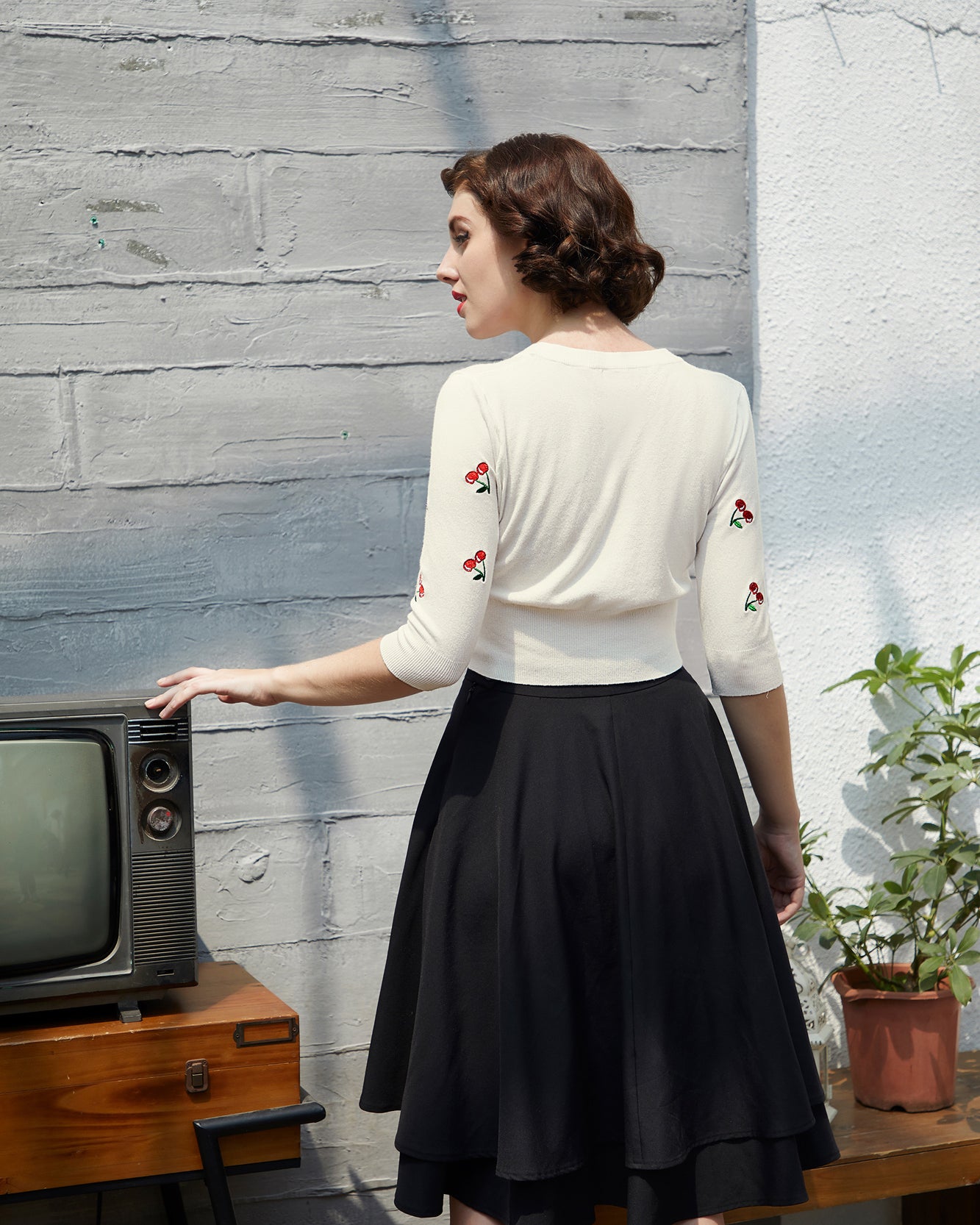 belle poque 3/4 Sleeve V-Neck Button Down Cherries Embroidery Cropped Cardigan Sweater Coat