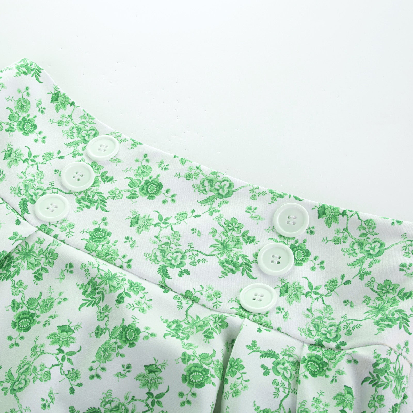 belle poque Pleated Buttons Decorated Elastic Waist High Waist Swing A-Line Skirt with Pockets