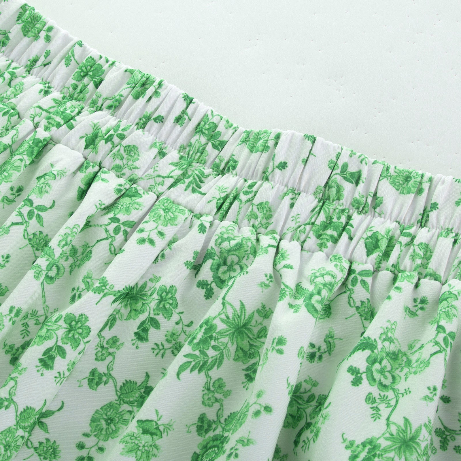 belle poque Pleated Buttons Decorated Elastic Waist High Waist Swing A-Line Skirt with Pockets