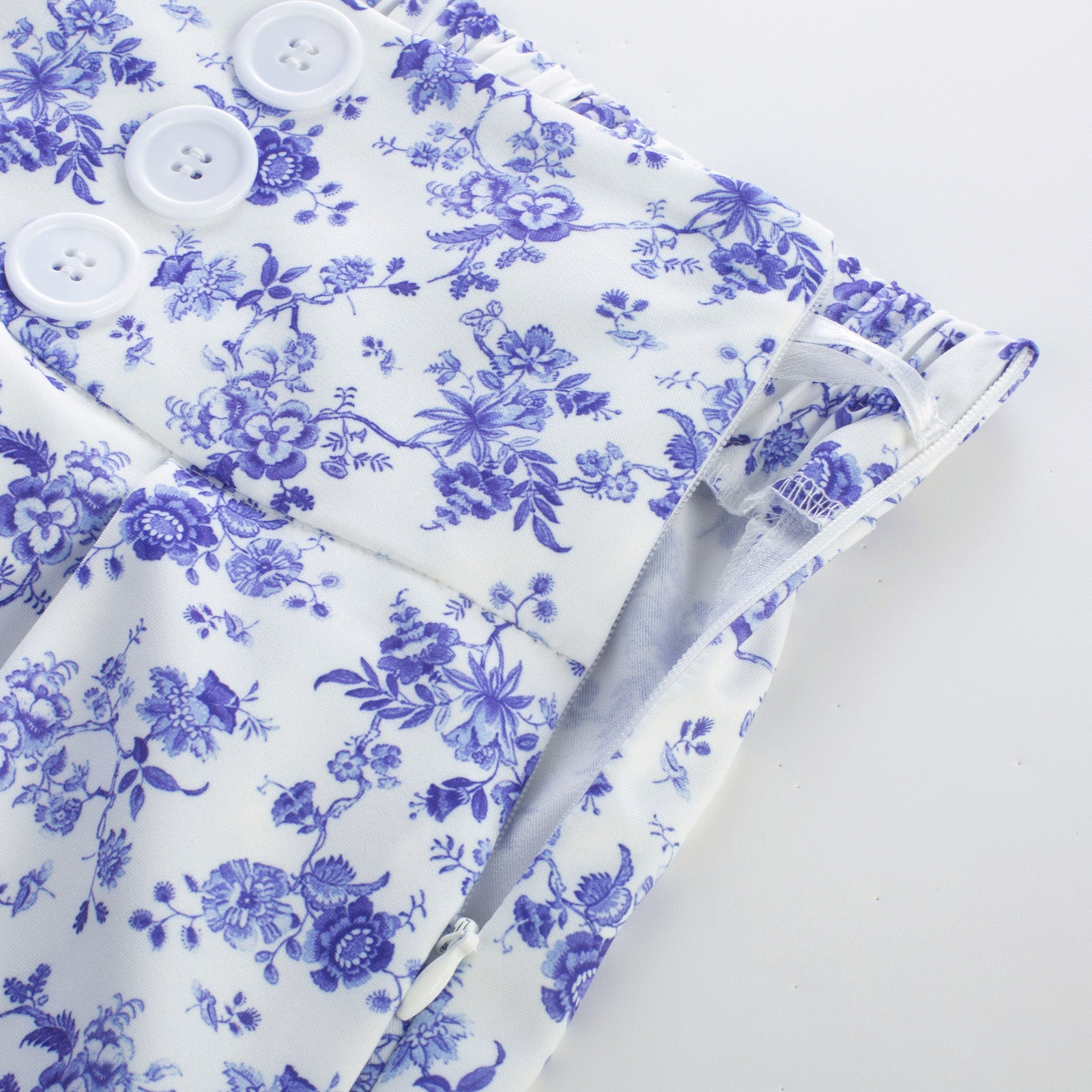 belle poque Pleated Buttons Decorated Elastic Waist High Waist Swing A-Line Skirt with Pockets